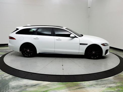 Used 2018 Jaguar XF S AWD/4WD image 4