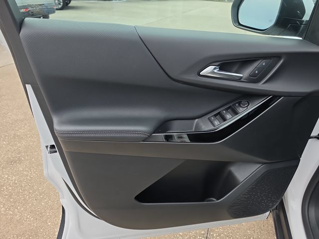 Used 2025 Chevrolet Equinox LT AWD/4WD image 15