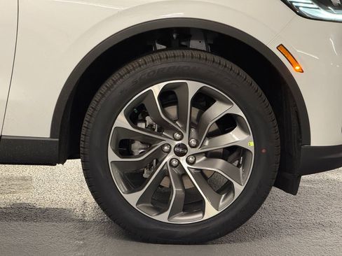 New 2026 Lincoln Aviator Reserve AWD/4WD image 7