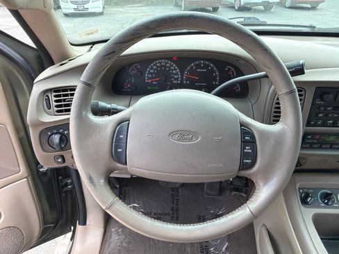Used 2000 Ford Expedition Eddie Bauer AWD/4WD image 10