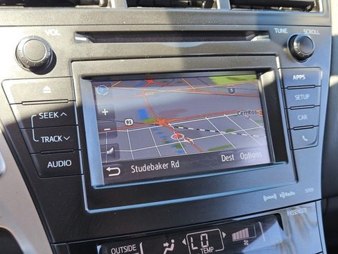 Used 2012 Toyota Prius V Three FWD image 15