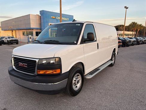 Used 2024 GMC Savana 2500 w/ Driver Convenience Package image 3