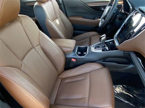 Used 2025 Subaru Outback Touring XT w/ Popular Package #2 image 11