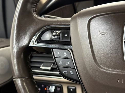 Used 2022 Lincoln Navigator L Reserve image 27