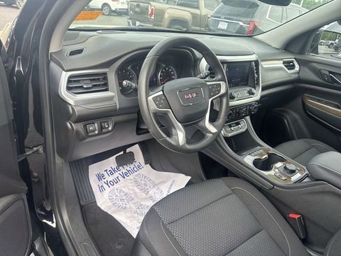 Used 2023 GMC Acadia SLE w/ Driver Convenience Package FWD image 10