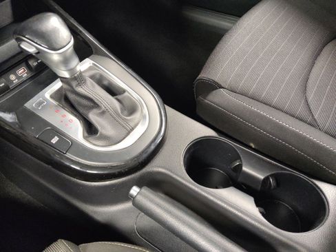 Used 2019 Kia Forte S image 26