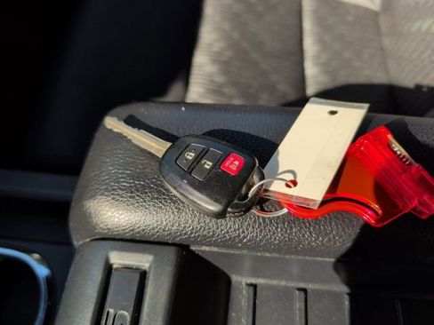 Used 2019 Toyota Tundra SR5 w/ TRD Sport Package image 38