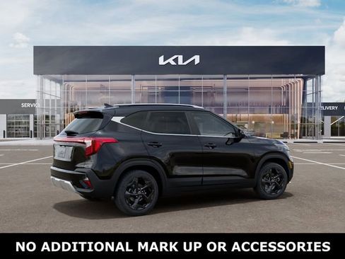 New 2026 Kia Seltos EX FWD image 6