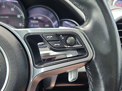 Used 2018 Porsche Cayenne AWD/4WD image 26