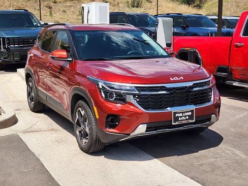 Certified 2026 Kia Seltos S FWD image 11