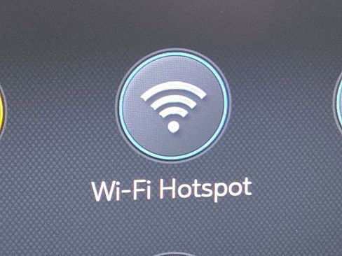 Used 2021 GMC Sierra 1500 SLT w/ SLT Convenience Package image 13