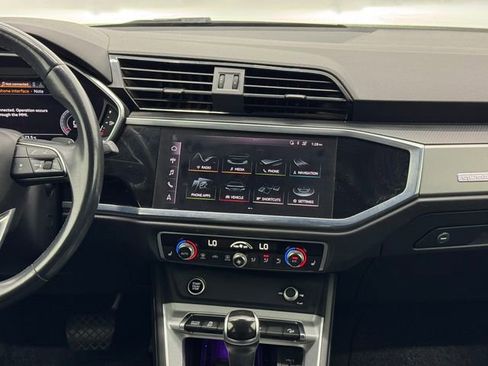 Used 2021 Audi Q3 2.0T Premium Plus w/ Premium Plus Package image 4