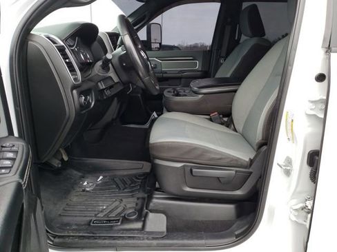 Used 2022 RAM 2500 Big Horn image 15