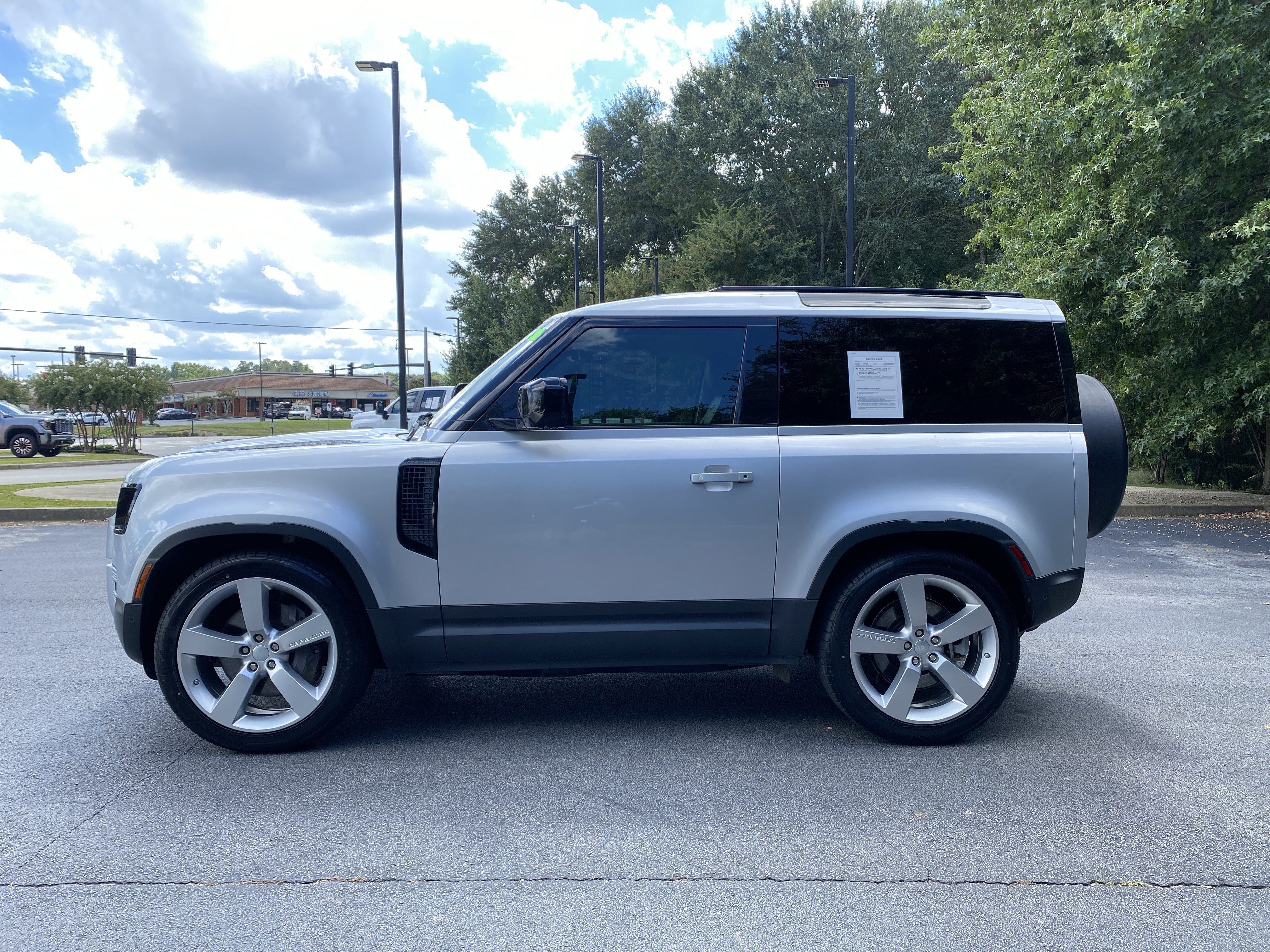 Used 2021 Land Rover Defender 90 First Edition AWD/4WD image 6