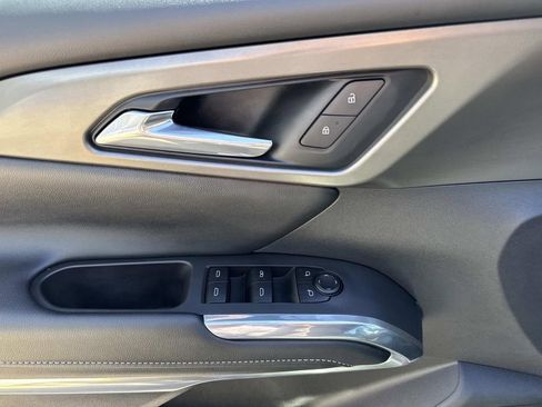 Certified 2025 Chevrolet Traverse LT image 21