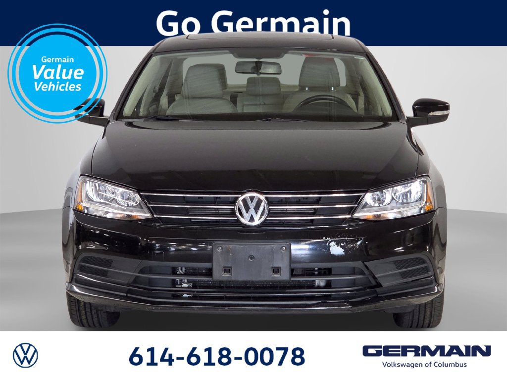 Used 2017 Volkswagen Jetta SE FWD image 3