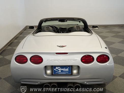 Used 1998 Chevrolet Corvette Convertible w/ Performance Handling Pkg RWD image 30