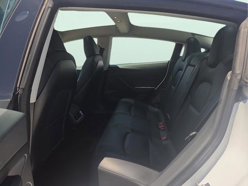 Used 2023 Tesla Model 3 Standard Range RWD image 8