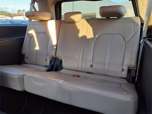 Used 2024 Ford Expedition Max Limited image 18