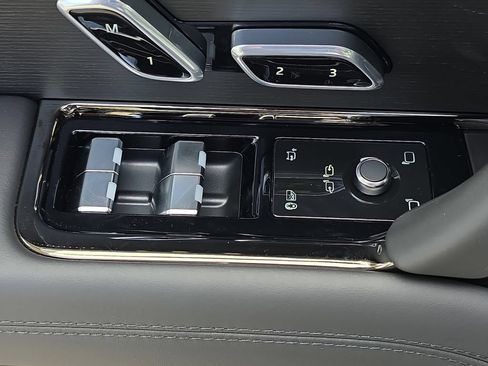 New 2026 Land Rover Range Rover Sport Dynamic SE AWD/4WD image 29