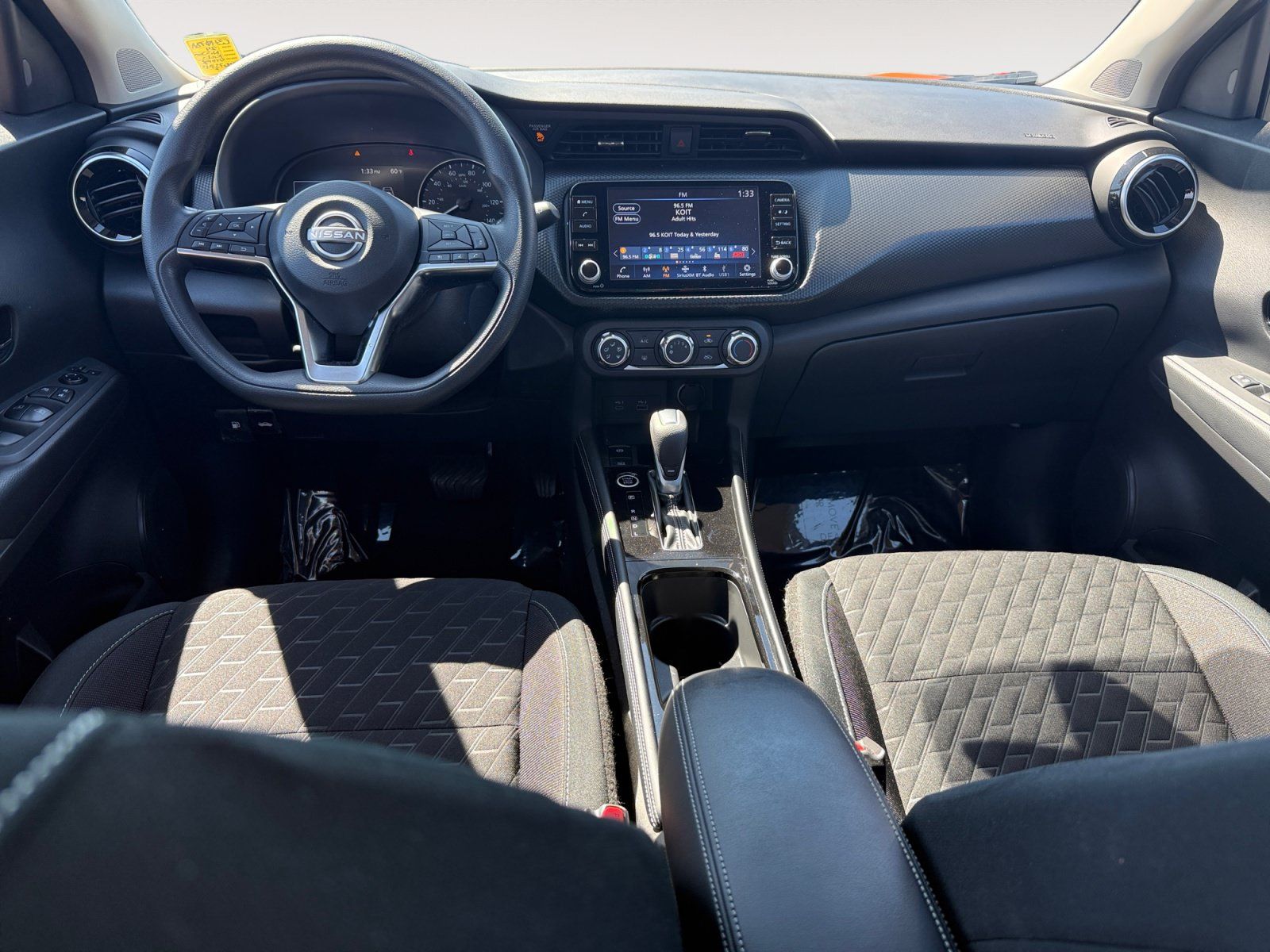 Used 2024 Nissan Kicks SV FWD image 15
