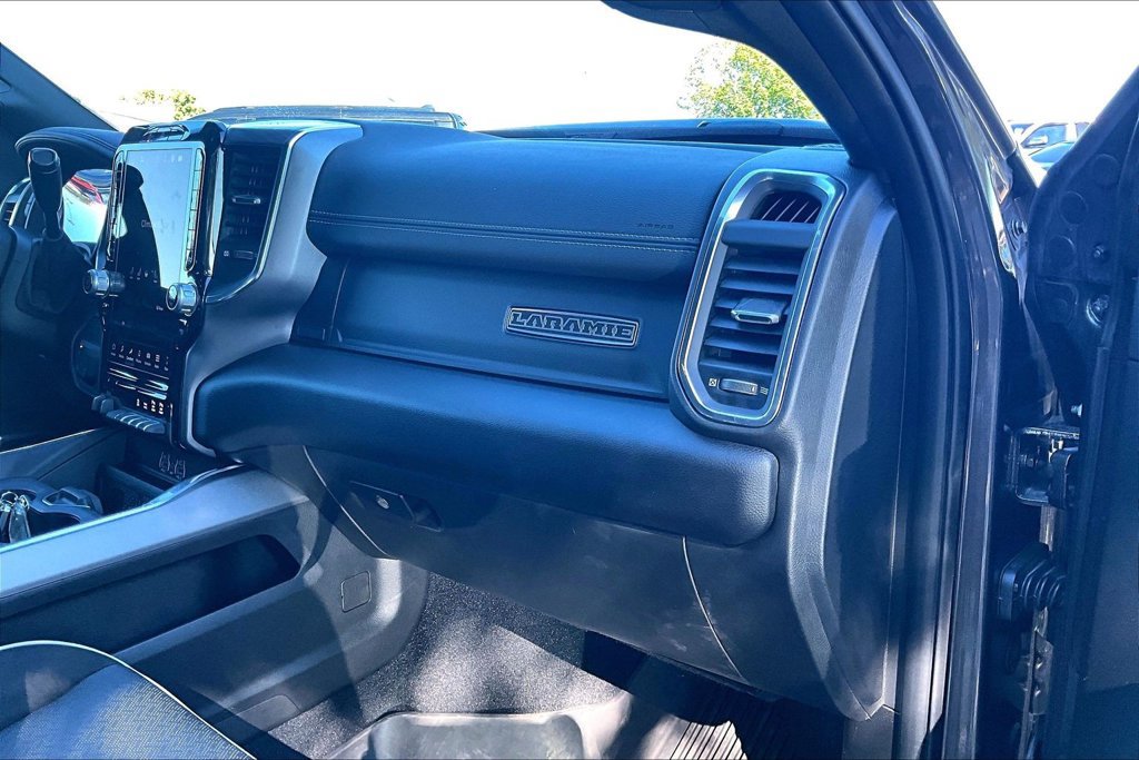 Used 2025 RAM 2500 Laramie w/ Sport Appearance Package AWD/4WD image 13