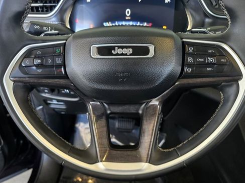 Certified 2023 Jeep Grand Cherokee L Limited w/ Luxury Tech Group II image 15