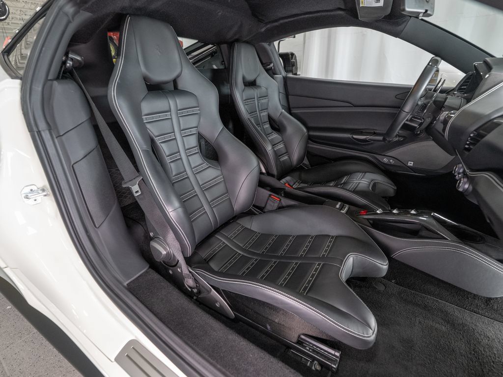 Certified 2018 Ferrari 488 GTB RWD image 15