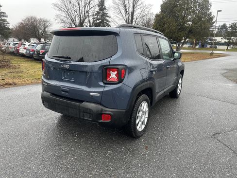 Used 2021 Jeep Renegade Latitude w/ Convenience Group AWD/4WD image 5