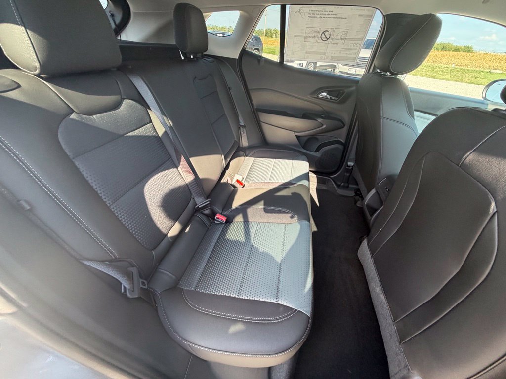 New 2026 Chevrolet Trax LT w/ Driver Confidence Package FWD image 23