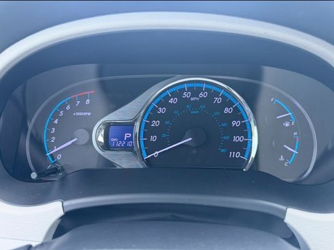 Used 2013 Toyota Sienna XLE FWD image 19