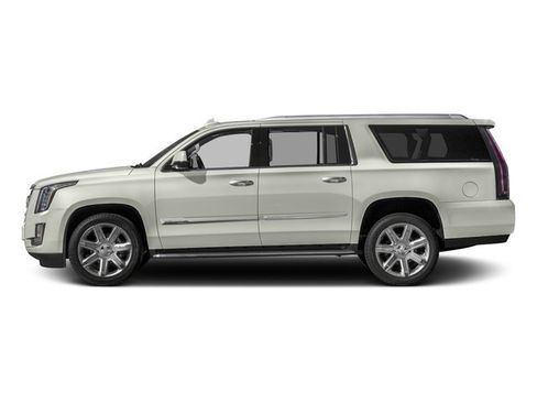 Used 2017 Cadillac Escalade ESV Platinum AWD/4WD image 26