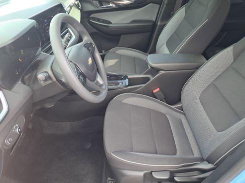 Used 2024 Chevrolet TrailBlazer LT w/ Driver Confidence Package image 16