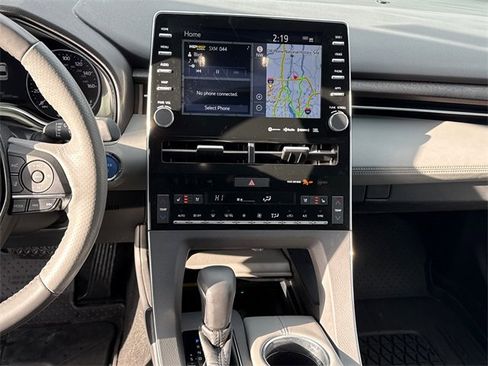 Used 2021 Toyota Avalon Limited w/ Advanced Safety Package image 19