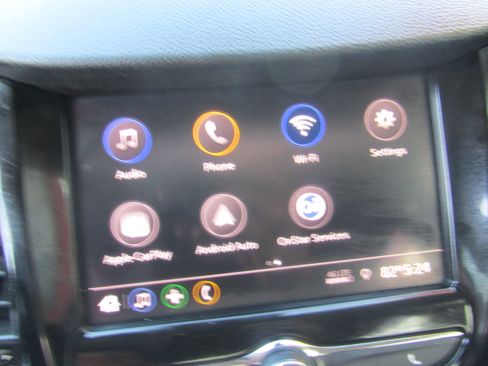 Used 2020 Chevrolet Trax LT w/ LT Convenience Package AWD/4WD image 20