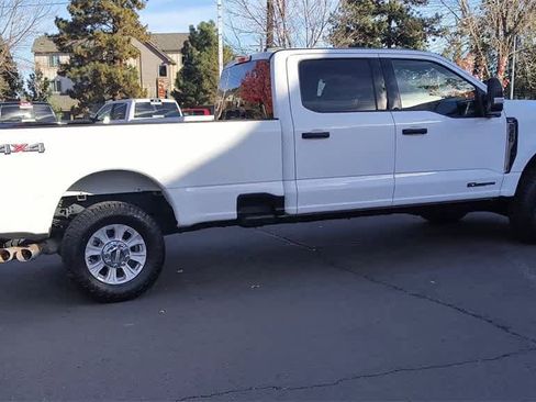 Used 2023 Ford F350 XLT image 9