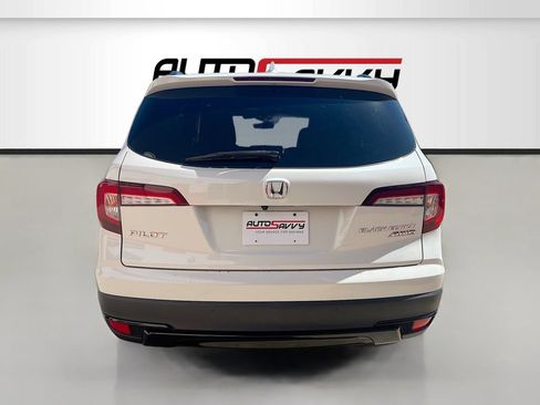 Used 2022 Honda Pilot Black Edition image 6