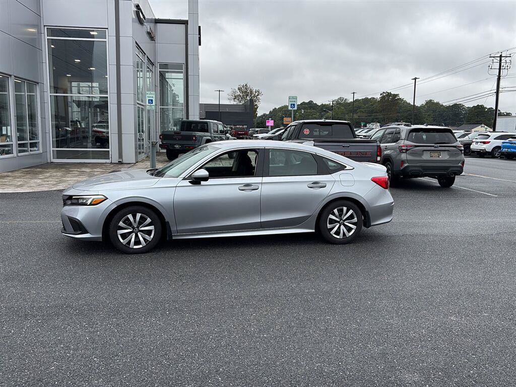 Used 2024 Honda Civic LX image 3
