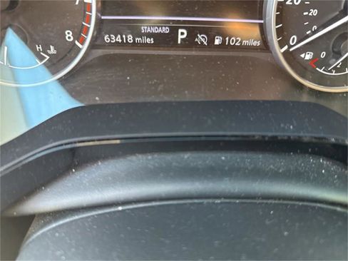 Used 2022 Nissan Pathfinder SL image 10