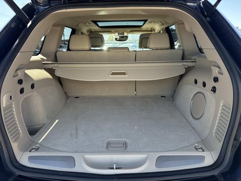 Used 2019 Jeep Grand Cherokee Overland image 9