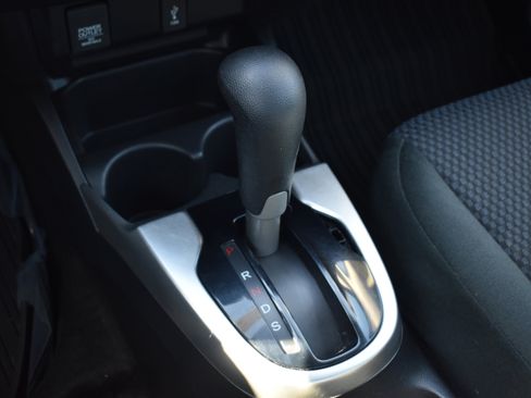 Used 2019 Honda Fit LX image 31