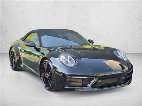 Used 2020 Porsche 911 Carrera S RWD image 3