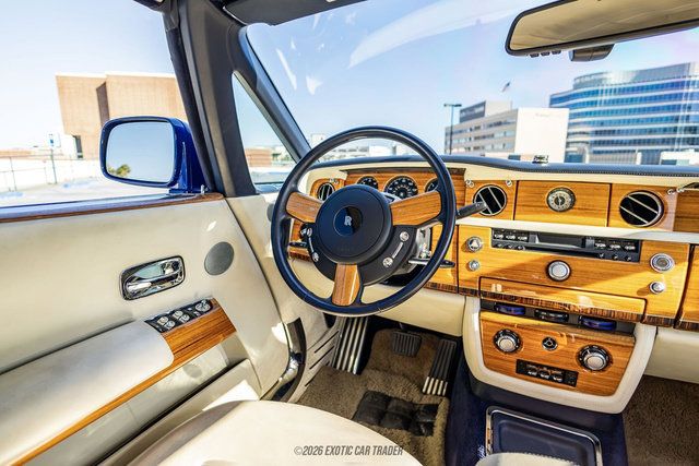 Used 2010 Rolls-Royce Phantom Drophead Coupe RWD image 46