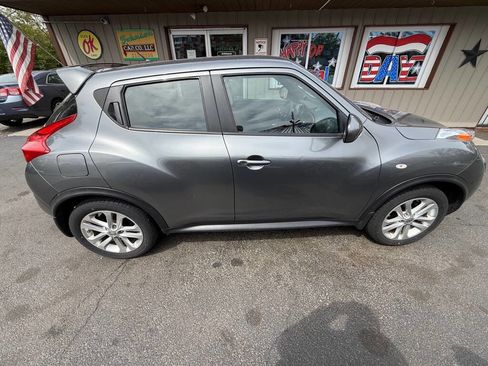 Used 2014 Nissan Juke S AWD/4WD image 2