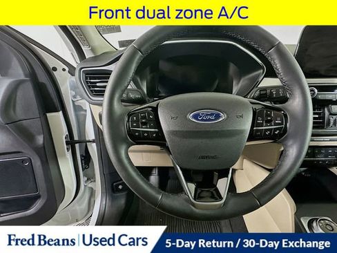 Used 2022 Ford Escape Titanium w/ Class II Trailer Tow Package image 14