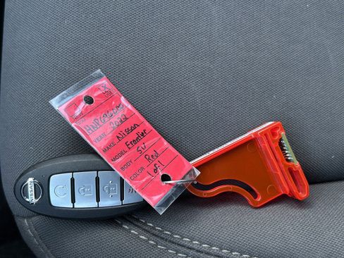 Used 2022 Nissan Frontier SV image 34