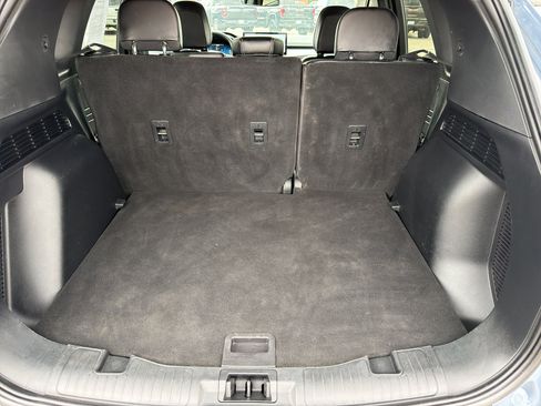 Used 2025 Ford Escape Platinum AWD/4WD image 18