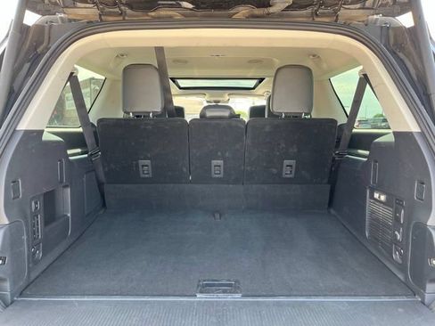 Used 2025 Ford Expedition Max Platinum AWD/4WD image 13