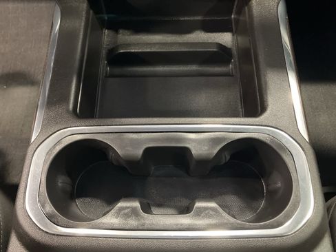 Used 2019 Chevrolet Silverado 1500 RST image 18