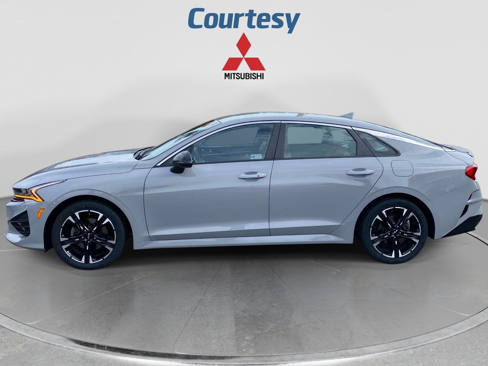 Used 2024 Kia K5 GT-Line w/ GT-Line Premium Package AWD/4WD image 2
